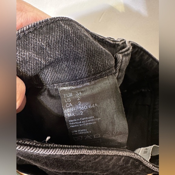 H&M Dark Wash Skinny Jeans - Picture 7 of 9